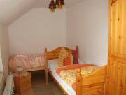 Unser 1-Bettzimmer mit Aufbettung